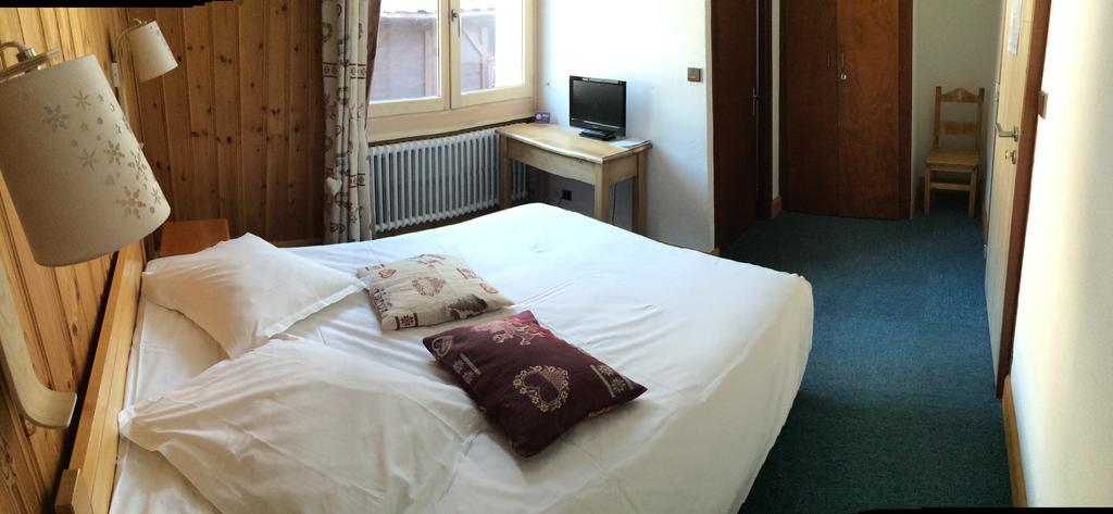 Hotel Edelweiss Samoëns Pokoj fotografie